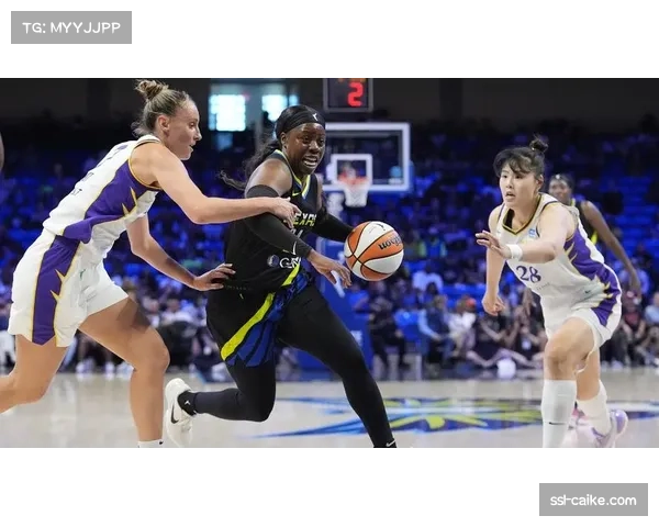 从19分落后到3分险胜:复盘洛杉矶火花队对阵达拉斯飞马的逆转之战